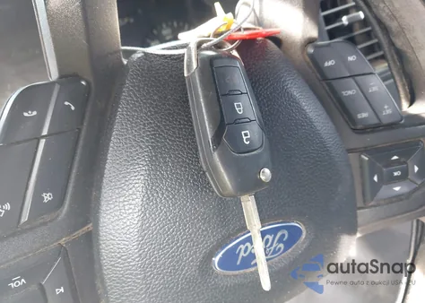 2015 Ford F-150 Xl z USA, uszkodzony, nr VIN 1FTEX1C82FKD70162